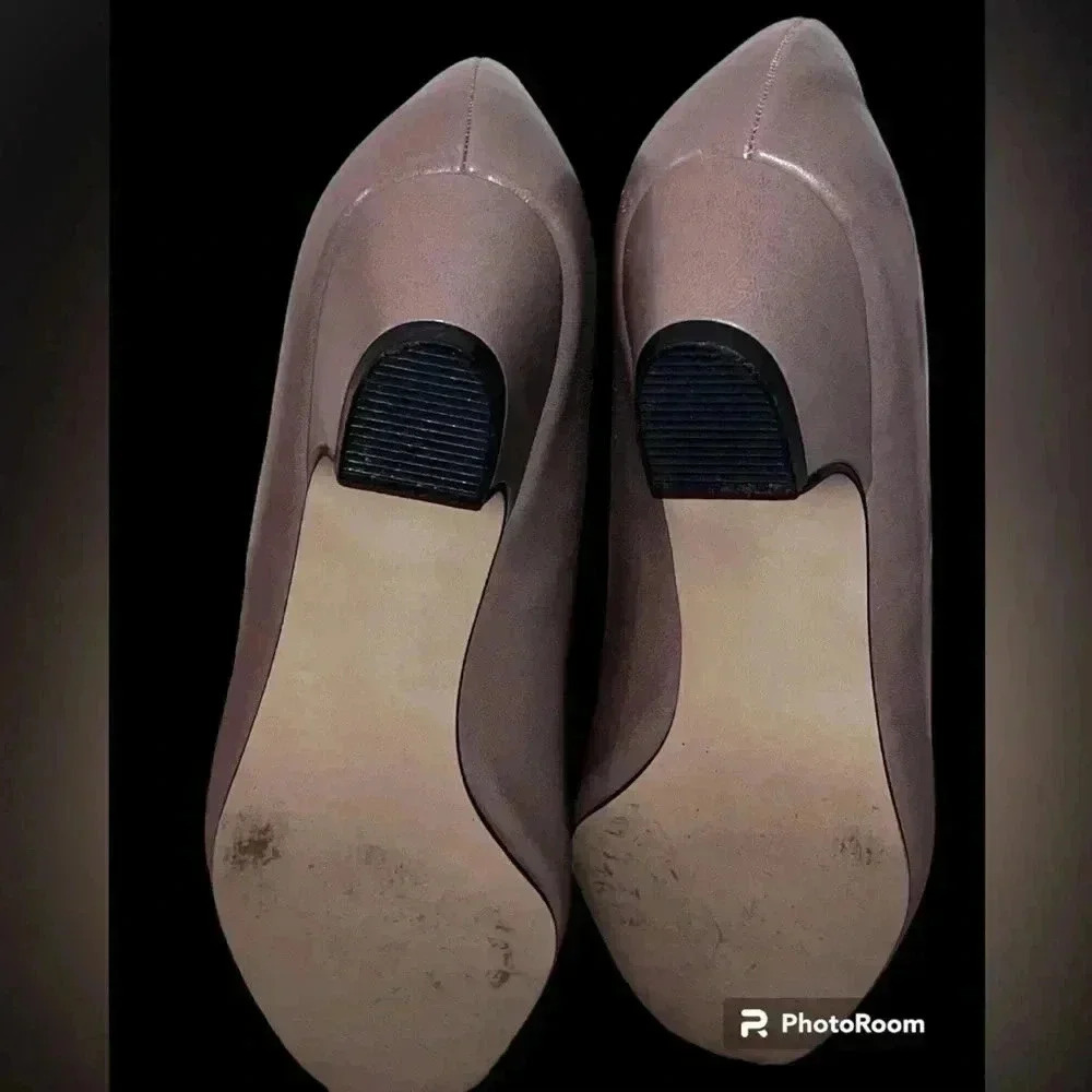 Woman’s shoes - flats - Picture 4 of 5